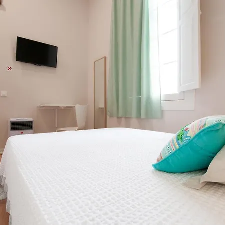 Gasthof Bella Suites Triana 3*
